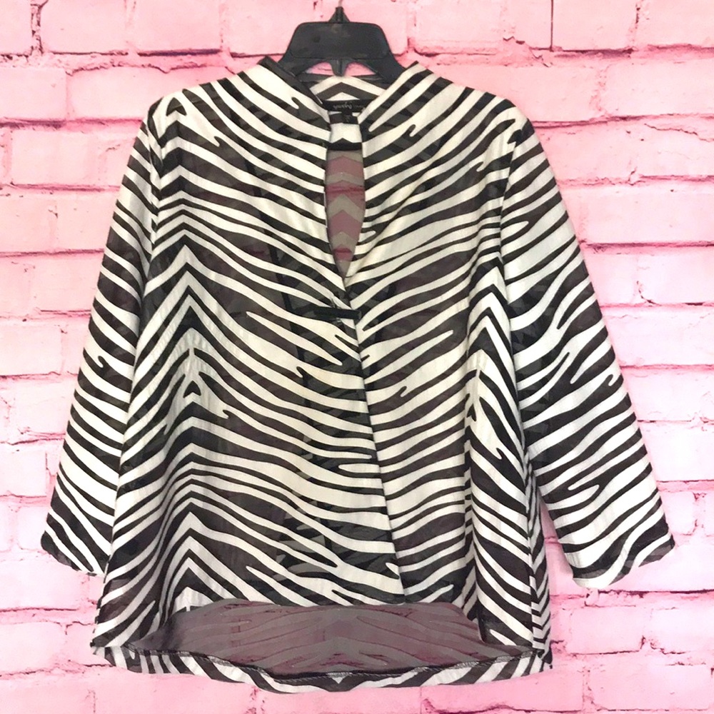 Yushi’s Artist Button Jacket